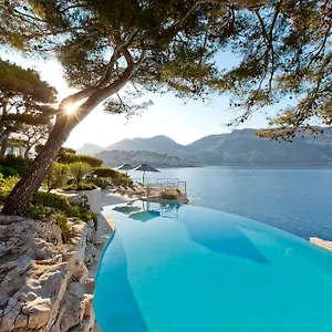 hotel-les-roches-blanches.fr-provencehotel.com/